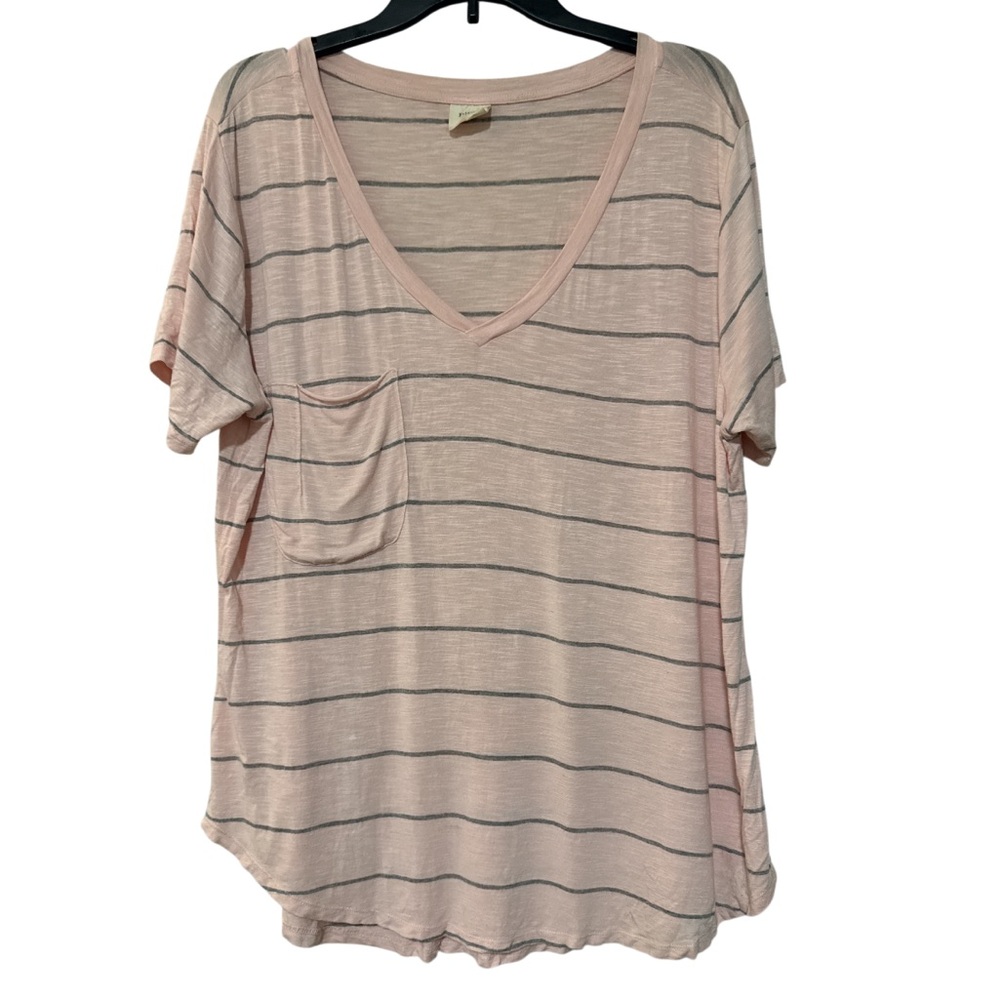 Mote Striped V-Neck T-Shirt Short Sleeve - Size XXL